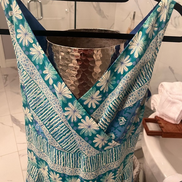 Hot summers day, ladies luncheon dress, bridal shower, baby shower - Picture 10 of 17